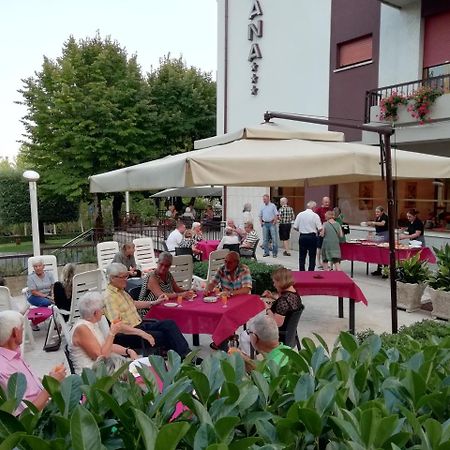 Albergo Rossana Chianciano Terme Exterior photo